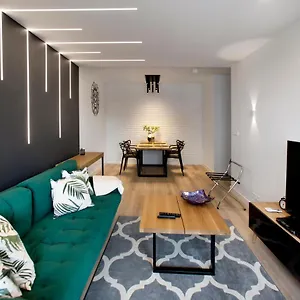 po-serviced-apartments-group-komputerowa.warsawhotelspoland.com/